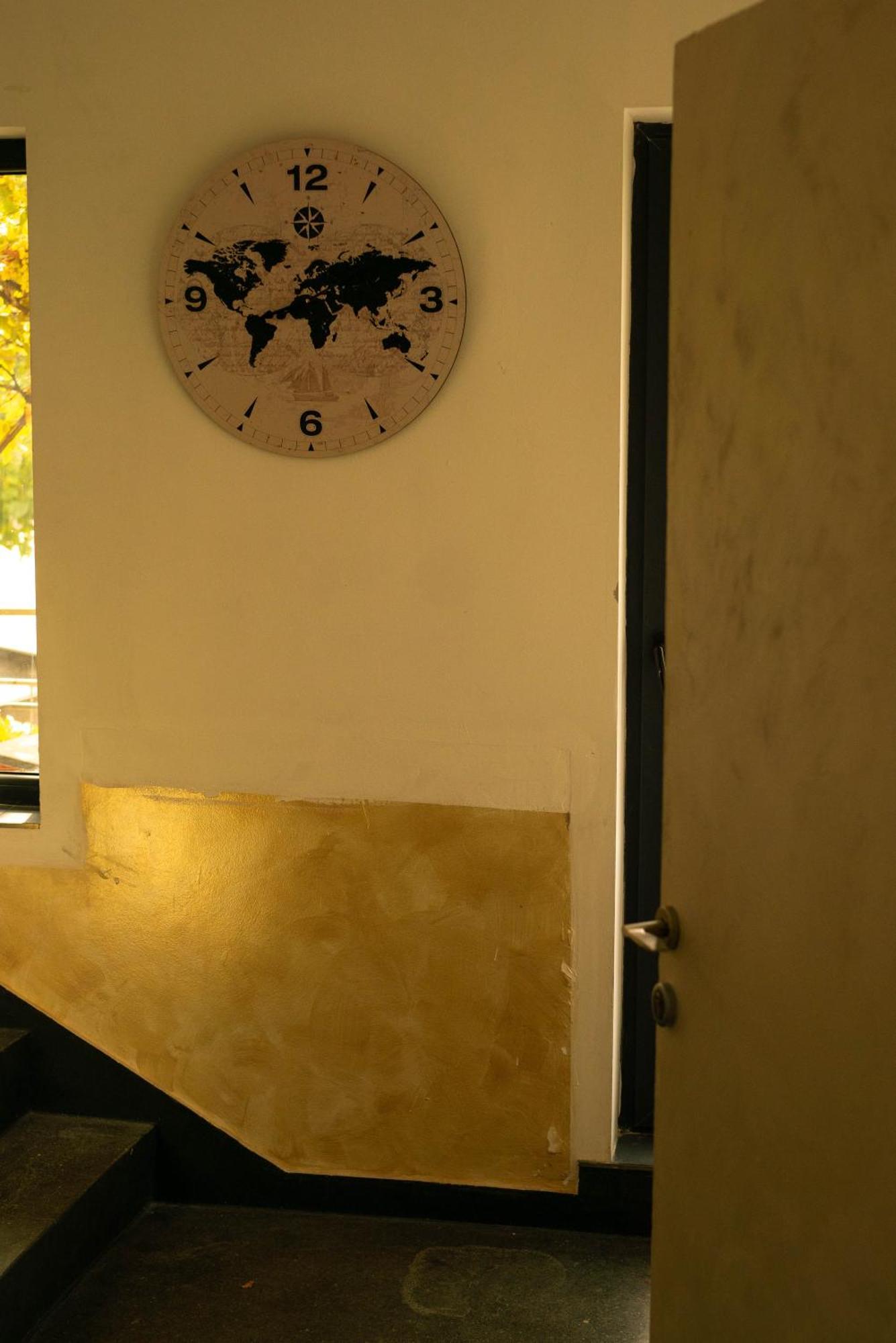 2-Bedroom Flat - Sunny Balcony 普罗夫迪夫 外观 照片